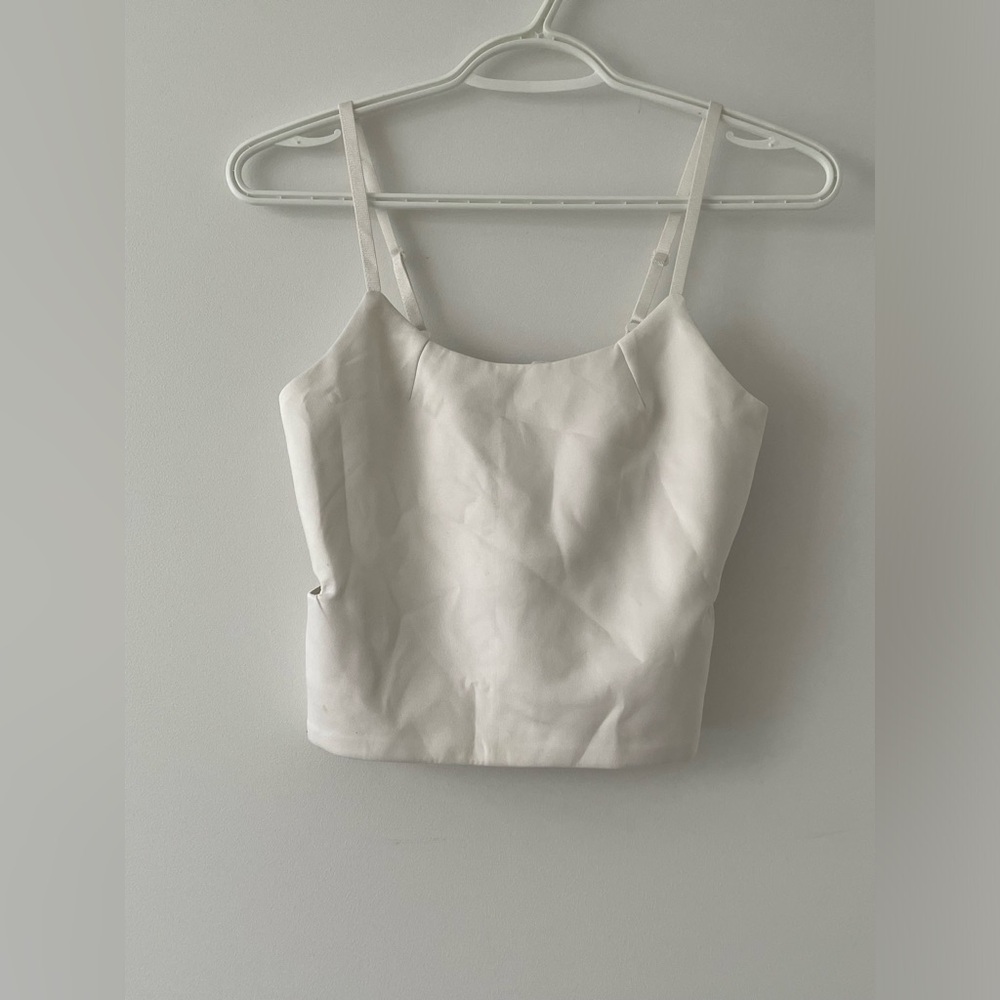 White Cut Out Crop Tank with Zipper - size M